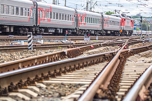 «Нас не выпускали из вагонов»: в Сызрани на электричку упал высоковольтный провод