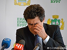 "Скверная" компания взялась за мэра