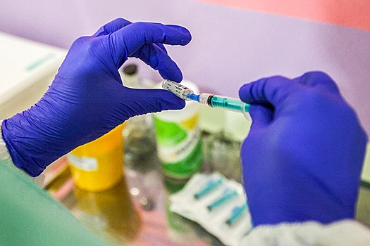 Действие Нацкалендаря прививок предложили расширить на беременных и пенсионеров