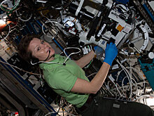 В NASA рассказали, какую работу на Луне доверят женщинам