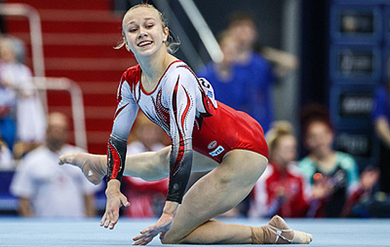Гимнастка Листунова выиграла три золотые медали турнира в Белоруссии на отдельных снарядах