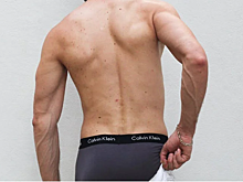 Российский бегун в одних трусах напал на соседа