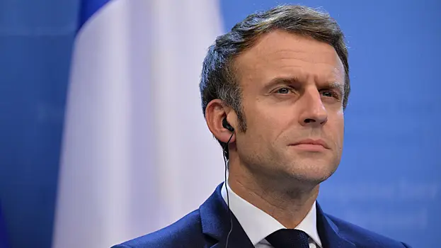 Президент Франции обратился к Сен-Дени после его поражения в бою с Порье