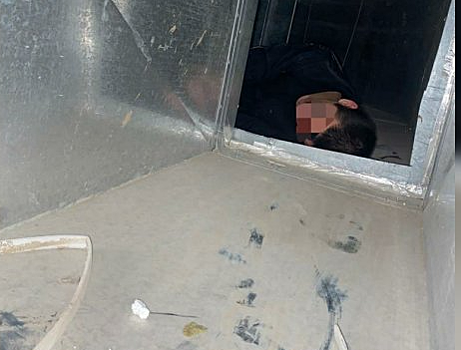 В Уфе парень забрался по шахте лифта на 12 этаж и заснул в вентиляционном коробе