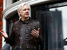 Бывшего информатора WikiLeaks снова арестовали