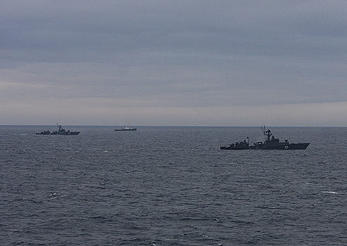 Корабельная противолодочная ударная группа Северного флота провела в Белом море учение по поиску подводной лодки