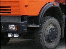 Легковушка влетела в КамАЗ на трассе в Богородском районе