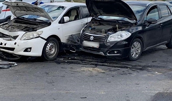 В ДТП на юге Волгограда пострадали два человека