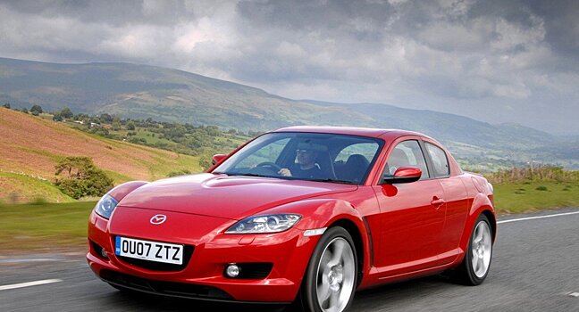 Mazda RX-8 — плюсы и минусы спорткара, стоимостью 300 тысяч рублей