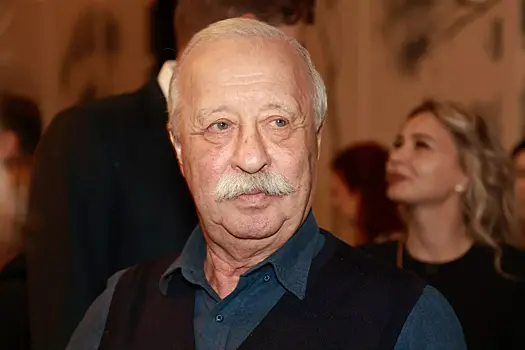 Леонид Якубович признался, что дочь посещала спектакль с его участием 8 раз