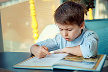 Не лень, а дислексия: что делать, если у ребенка проблемы с чтением