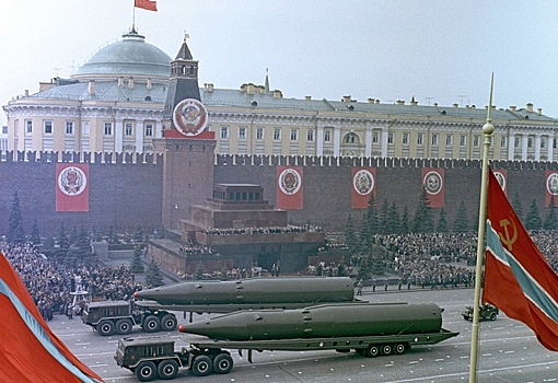 Зачем СССР стремился вступить в НАТО