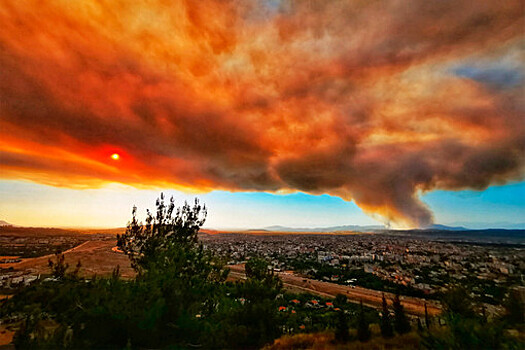 Лесные пожары вспыхнули в турецких Мармарисе и Бодруме