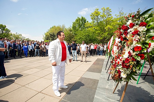 «Арарат» начал выпускать коньяк из урожая 1945 года, посвященный 80-летию Победы