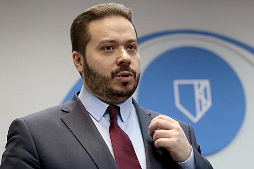 Директор московской школы прокомментировал ограничение на использование гаджетов