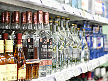 Тумусов поддержал повышение возраста продажи крепкого алкоголя