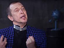 «В плотный график не верю»: критик Соседов заподозрил певицу МакSим во лжи