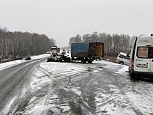 Боковой ветер стал причиной ДТП с маршруткой под Новосибирском