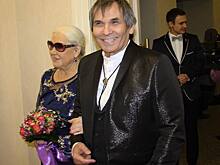 Бари Алибасова обвинили в двоеженстве