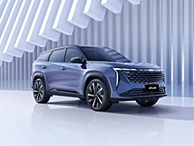 Маленький бак, большой расход и «глюки»: владельцы рассказали про Geely Atlas