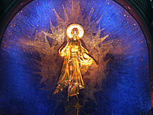 Литургия «по-новому» прошла в Армавире: без упоминания Католикоса, но с флагом