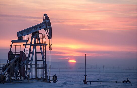 BI: РФ получает все больше доходов благодаря росту цен на нефть