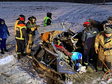 В аварии с фурой и «шестеркой» под Энгельсом погибли трое взрослых и ребенок