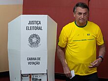 Бэннон оценил шансы сына Жаира Болсонаро стать президентом Бразилии после Лулы