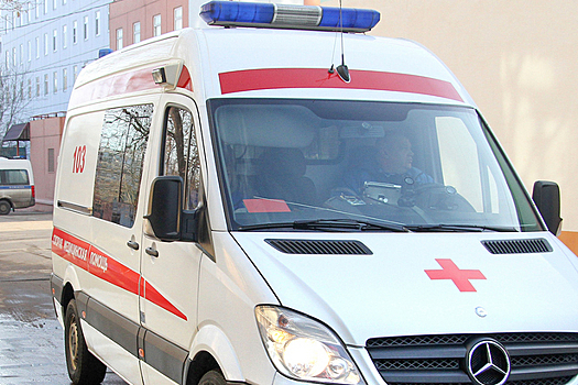 На Озерной аллее автомобиль сбил женщину –пешехода