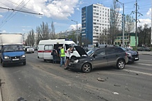 В ДТП с маршруткой на Московском шоссе пострадали дети