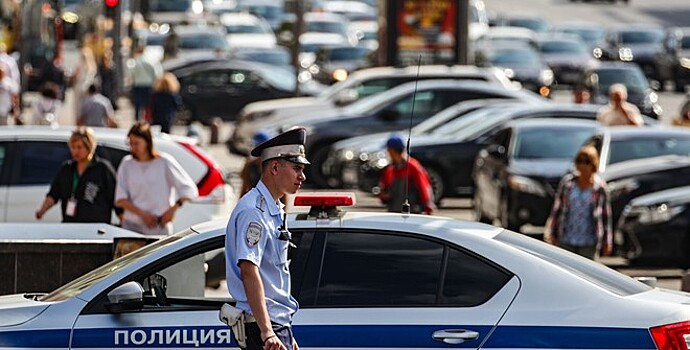 Машины с иностранными номерами начнут штрафовать за дорожные нарушения