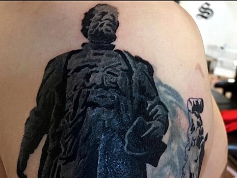 Уроженец Твери сделал татуировку с Афанасием Никитиным из ностальгии
