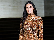 Деми Мур объяснила, почему отказалась от короткой стрижки