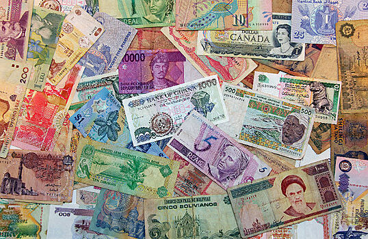 Сказочные валюты. Что думает бизнес о расчетах в юанях, дирхамах и рупиях