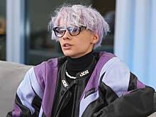 Известный российский блогер рассказал о серьезных проблемах со зрением