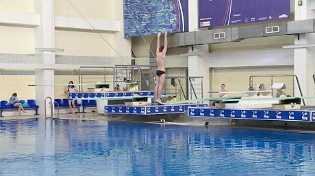 В Пензе стартовало первенство области по прыжкам в воду
