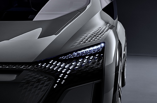 Audi: первое фото электрокара будущего