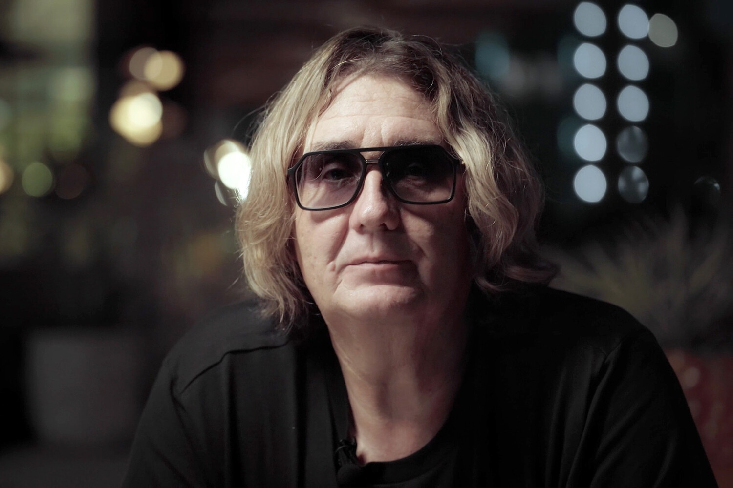 Муж солистки группы Reflex Тюрина заявил, что пластические операции нанесли вред его здоровью