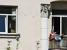 В МВД объяснили, как взыскать компенсацию с курящих соседей