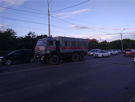 ОМОН задержал водителя Lada Priora, угрожавшего ножом другому автомобилисту