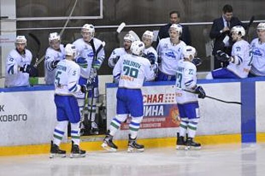 Хоккейный клуб «Торос» из Башкирии разгромил «Рязань» на их льду