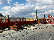 Выставка украшений и нарядов эпохи ар-деко открылась в Москве