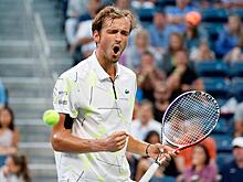 Российский теннисист Медведев добрался до 4 круга Australian Open