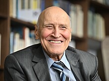 Личная жизнь и борьба с раком: Николаю Дроздову исполнилось 88 лет