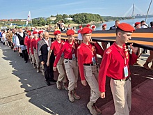 На ВЭФ прошло шествие  с восьмидесятиметровой Георгиевской лентой