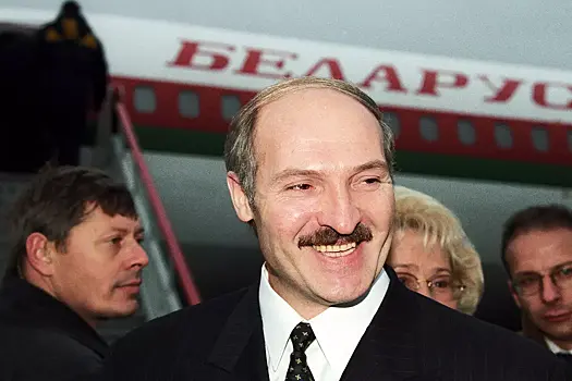 Как депутат Лукашенко стал Батькой