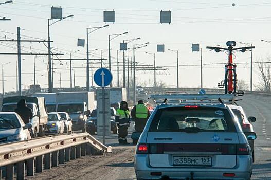 Три автомобиля столкнулись утром на КАДе Петербурга