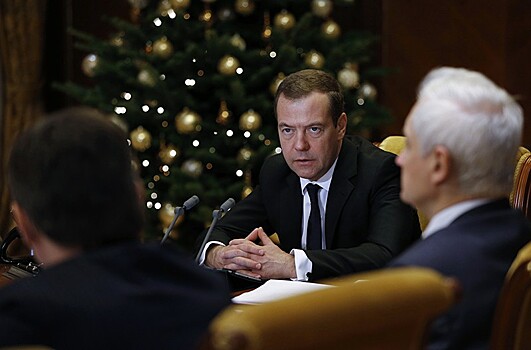Медведев возмутился потерями в энергетике