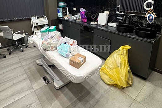 В московской клинике, где блогерша делала операцию на ягодицы, провели обыски