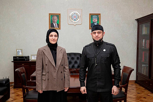 Старшая дочь Кадырова стала заслуженным работником культуры Чечни